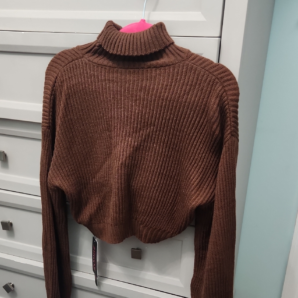 Brown Ribbed Turtleneck Sweater